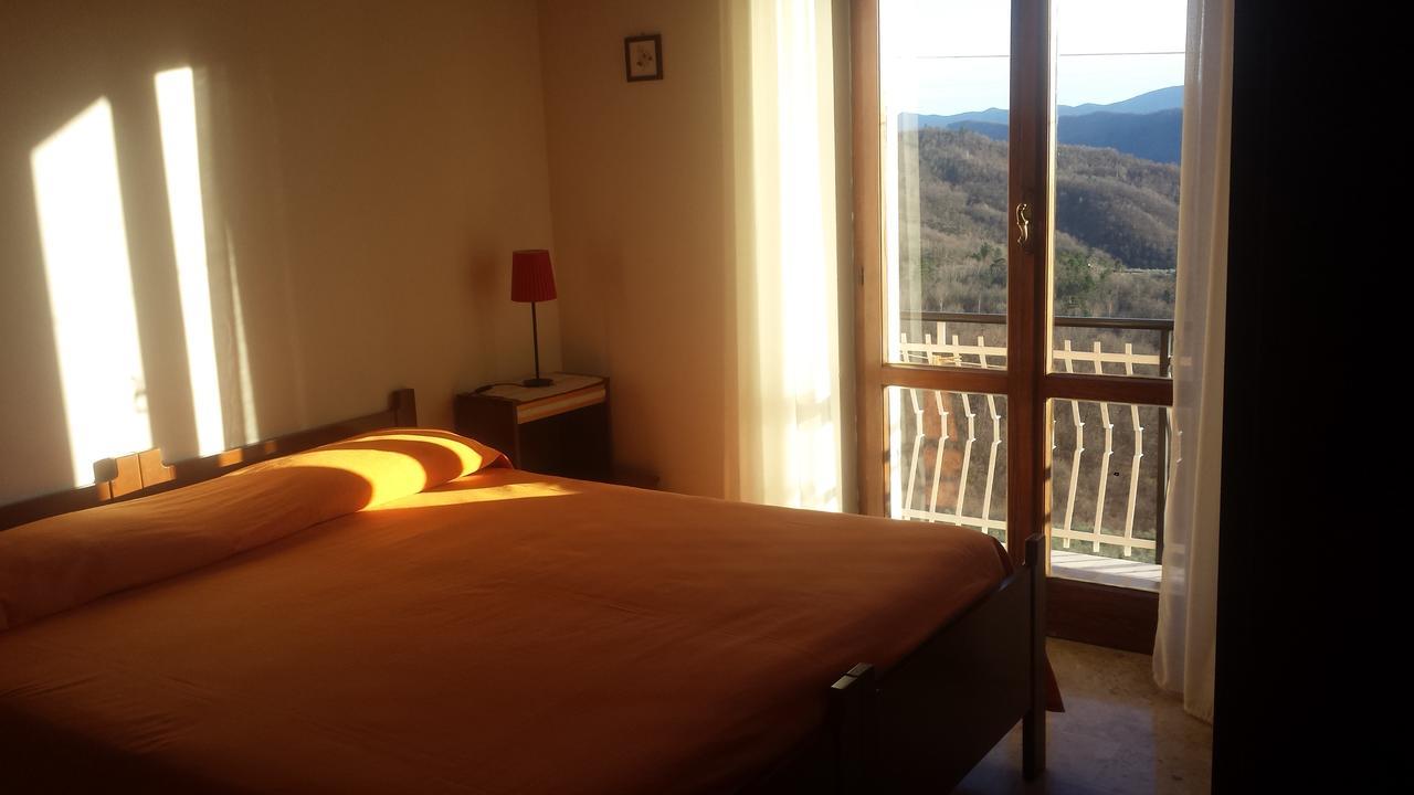 Albergo Al Sole Ad Aquila Di Arroscia Im A Trenta Chilometri Dal Mare Onzo Exterior photo